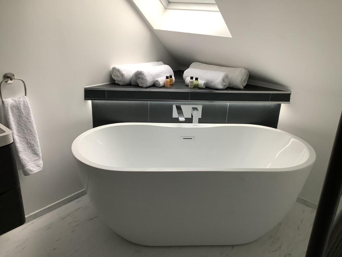 Little London Bed & Breakfast And Glamping Pod Hotel Abercraf Exterior foto